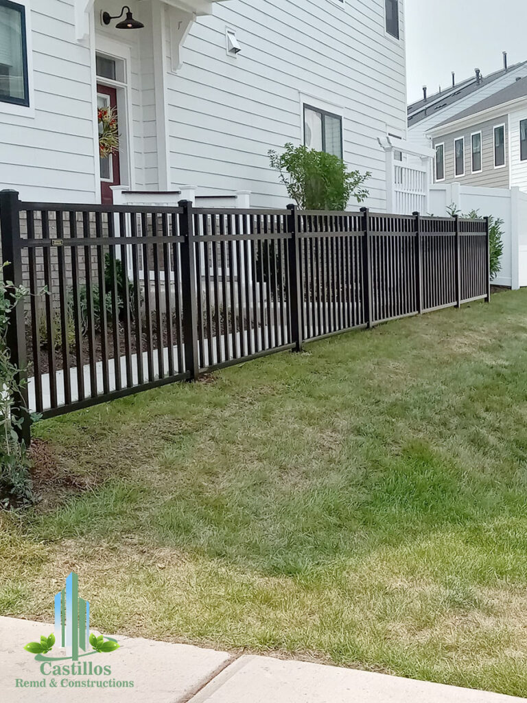 Fence Installation and Repair in Houston Texas Castillos Remd Constructions jpg 900x1200