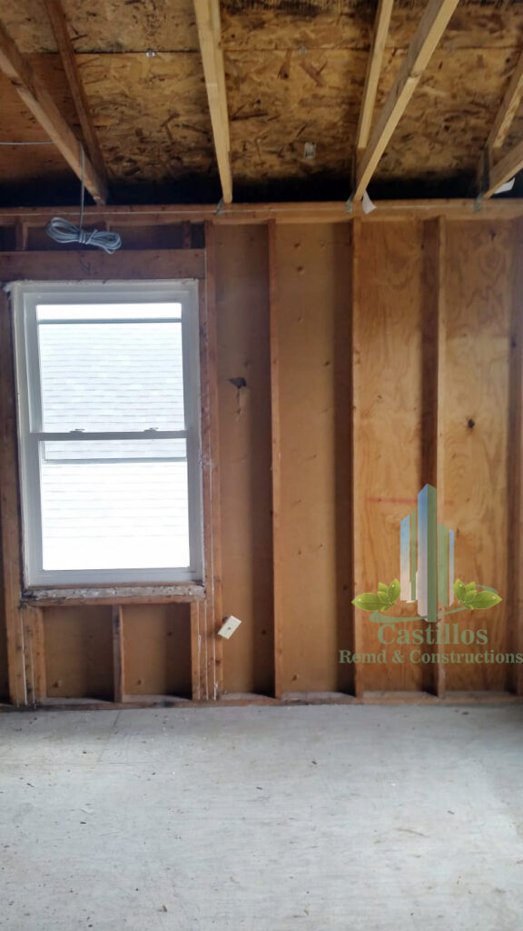 Inexpensive Construction framing in Houston Texas Castillos Remd Constructions jpg 747x1328